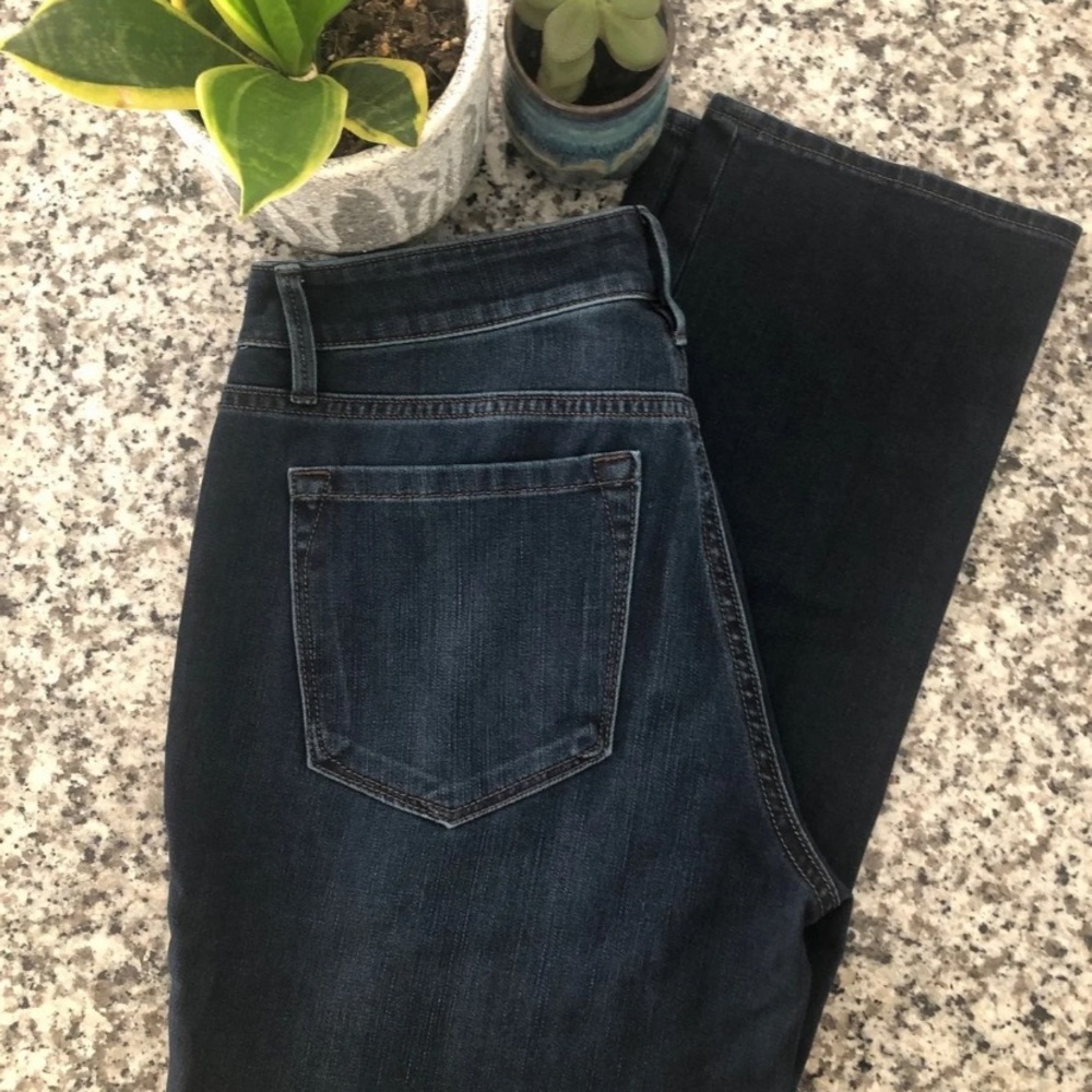LOFT dark wash curvy straight sz 4